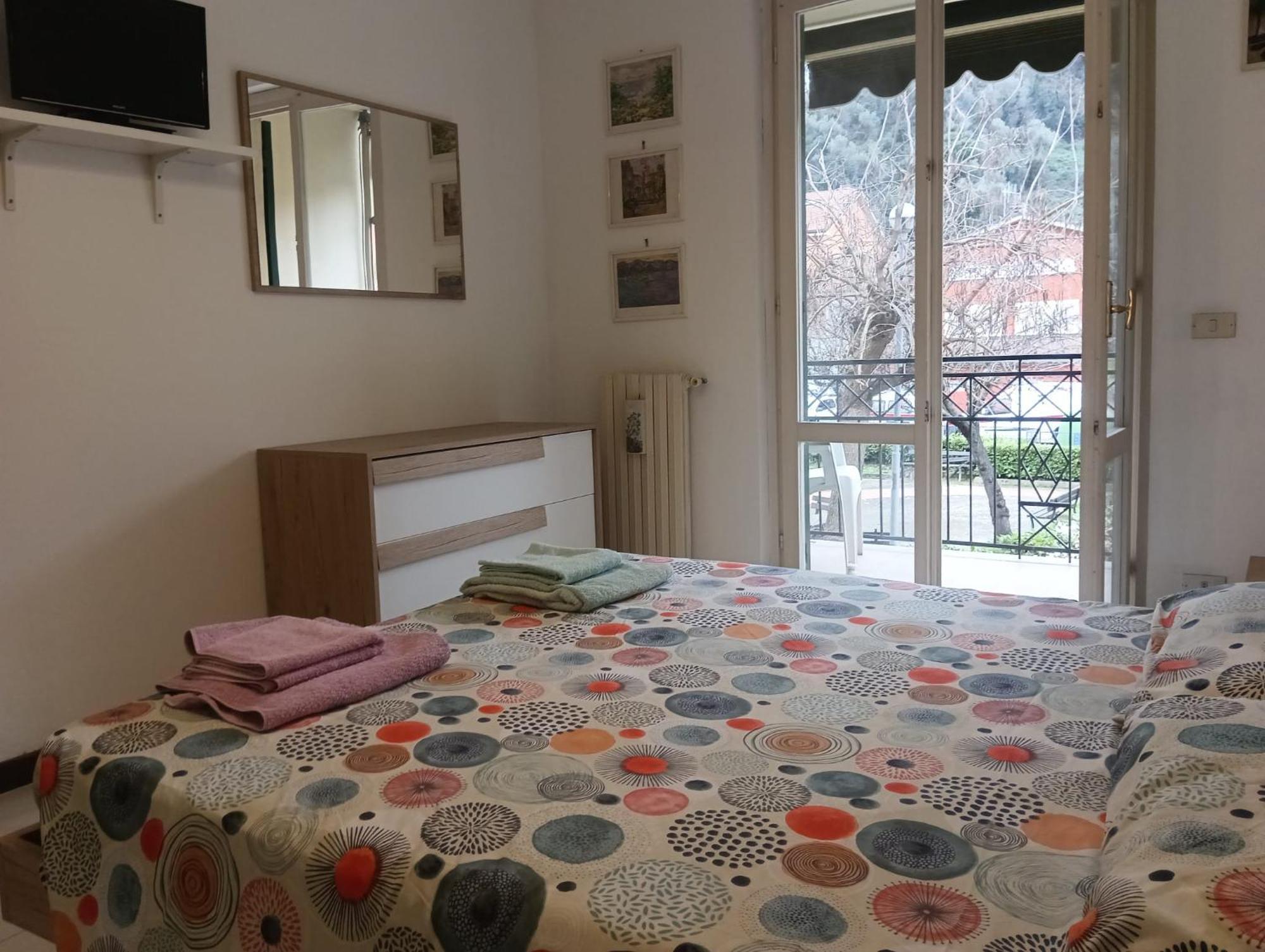 Noemi Apartment 5 Lands Paradise Леванто Екстериор снимка